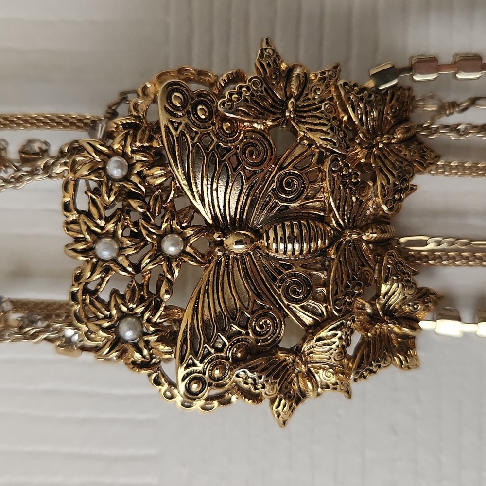 Banana Republic Necklace